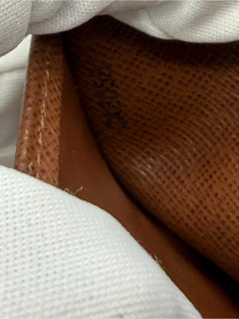 Louis Vuitton authentic or